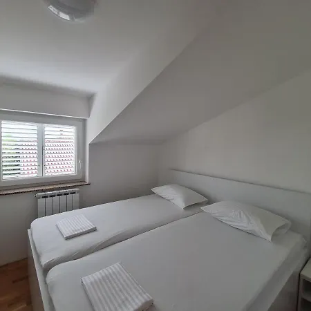 Apartman Sunrise *