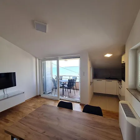 Sunrise Apartament Nin